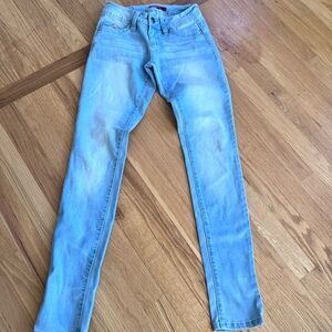 Ladies Juniors Size 1 YMI Wanna Betta Butt Light Blue Denim Jeans GUC